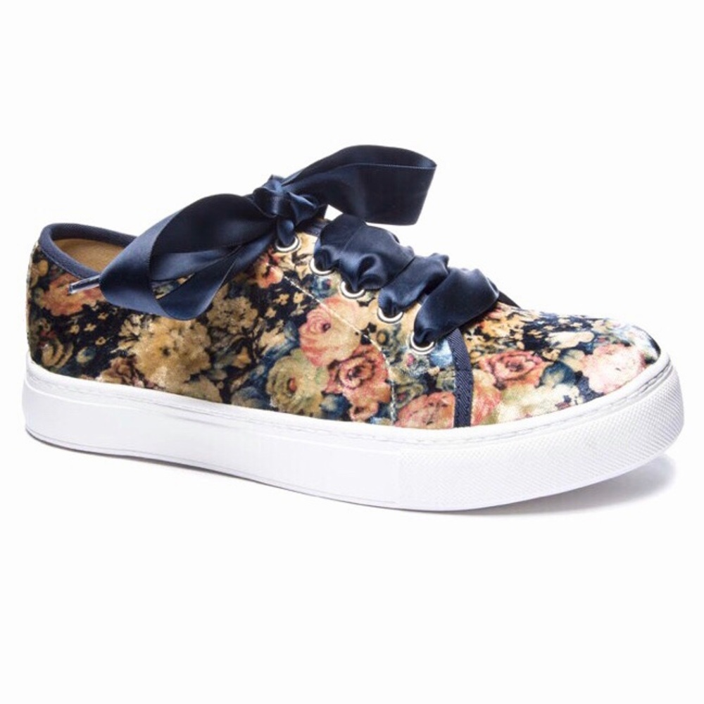 Dirty Laundry Velvet Floral Print ‘Josi’ Sneakers